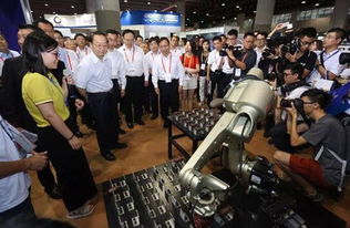 2017中國機(jī)器人產(chǎn)業(yè)創(chuàng)新峰會(huì)暨廣州國際機(jī)器人智能裝備及制造技術(shù)展覽會(huì)成功舉辦，共繪工業(yè)機(jī)器人制造新藍(lán)圖