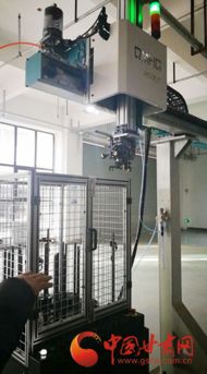 甘肅首臺自主研發(fā)工業(yè)機器人成功下線，開啟智能智造新篇章